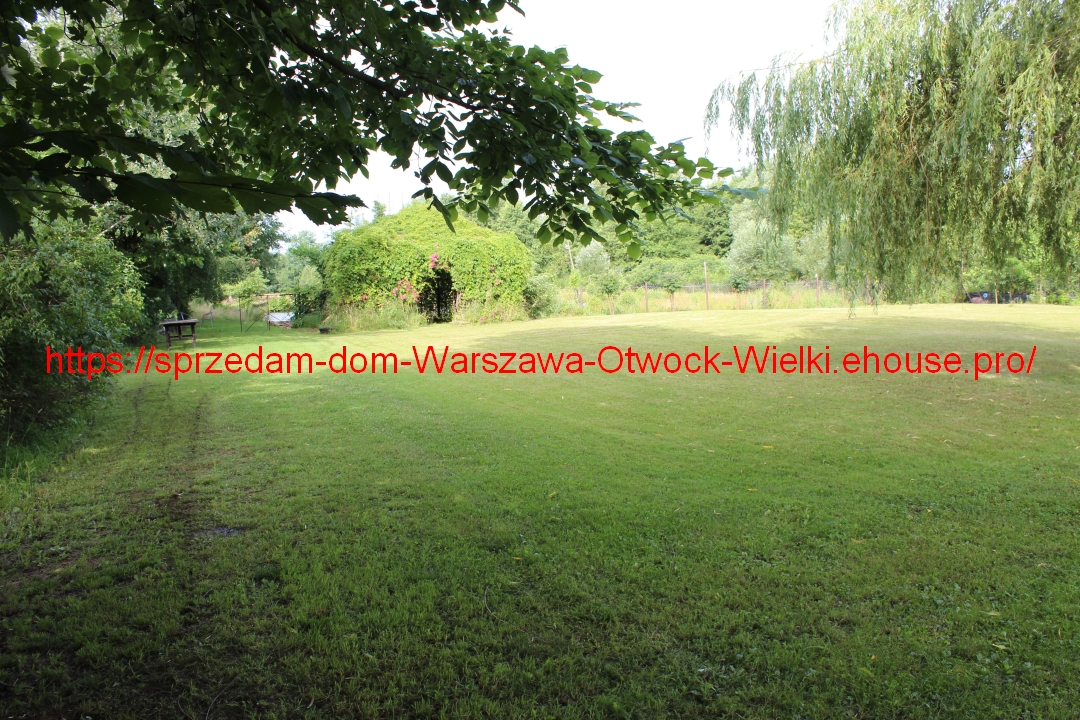 නිවස විකිණීමට ඇත, Otwock Wielki අසල, Rokola විල, Karczew commune (32km) NATURA-2000 ස්වාරක්ෂක කලාපයේ අතිවිශිෂ්ට බිම් කොටසක, බෑවුමක, වසර 16 ක් පැරණි භූ දර්ශන උද්‍යානයක් සමඟ